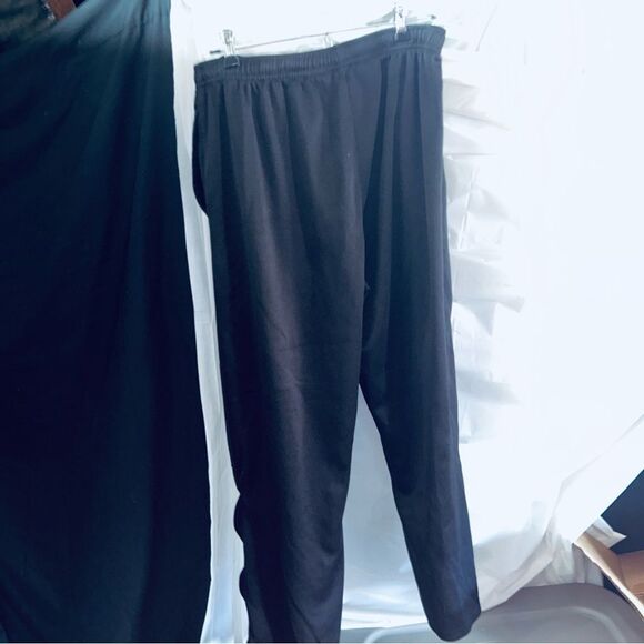 Preloved Men's Black Holloway Sweatpants Size Large - Picture 2 of 6